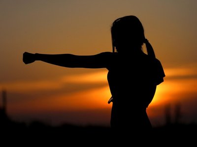 The Hexagram of Discipline and the Path of Self-Regulation in Investment